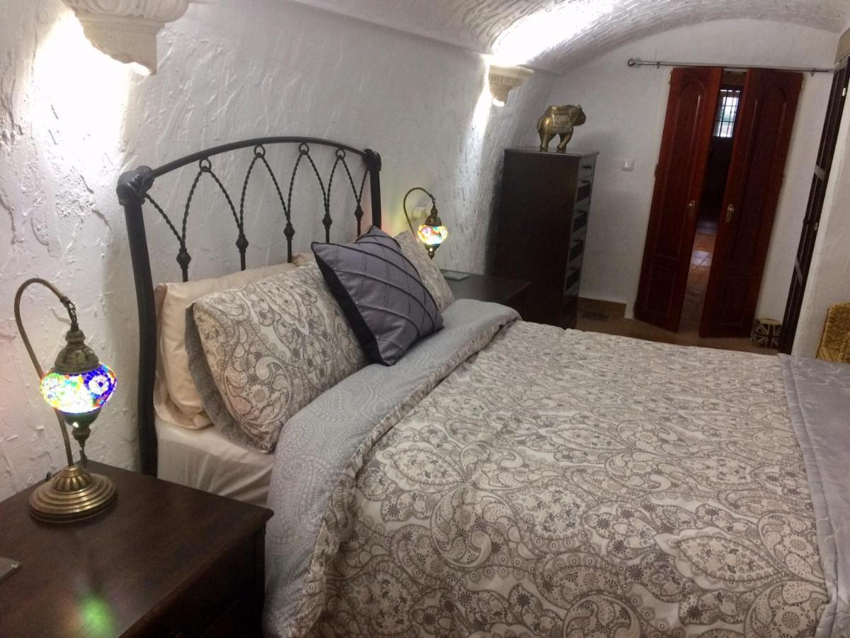 Cueva Romana, Adults Only Cave House Cuevas del Campo Екстериор снимка